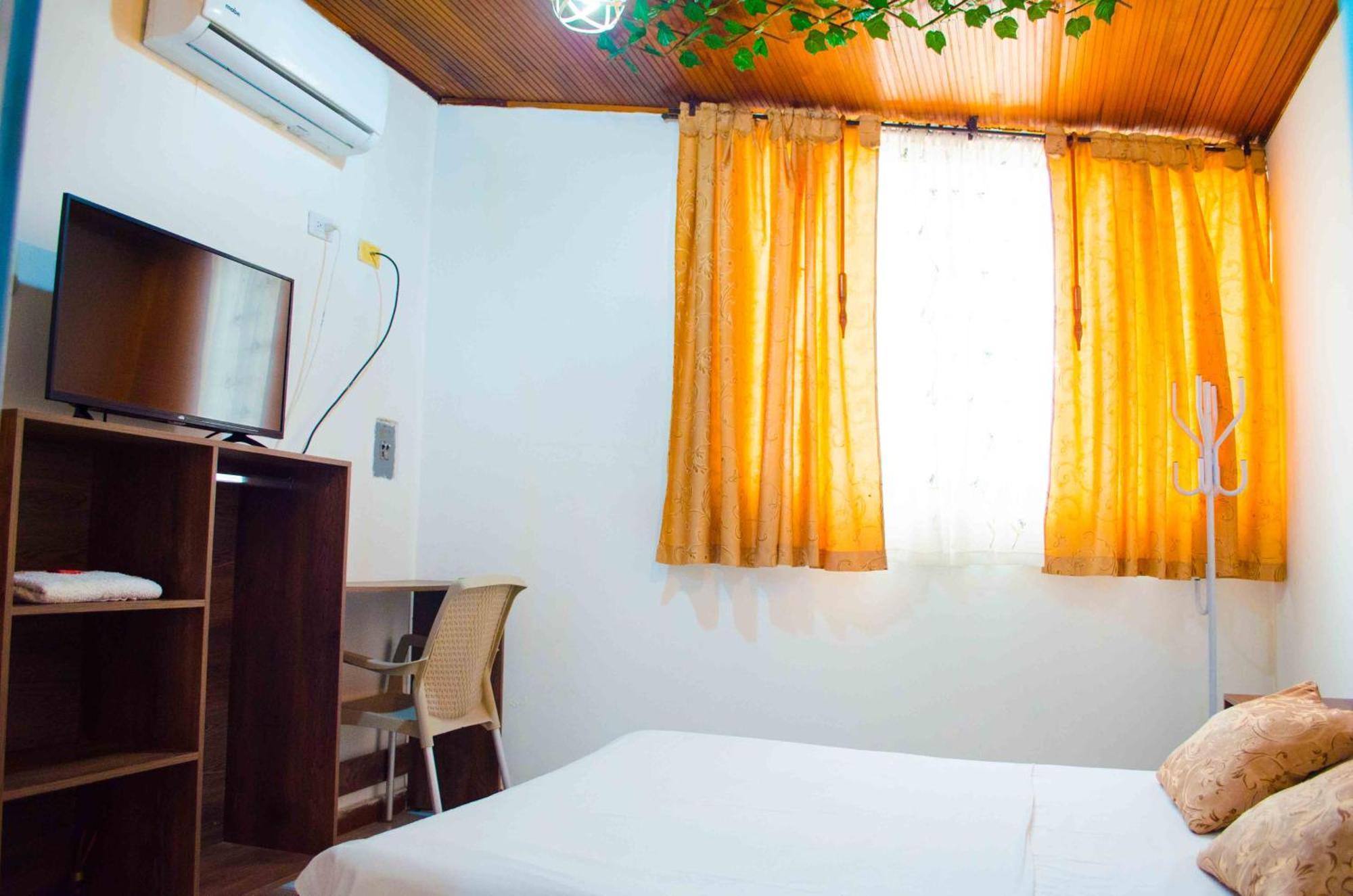 Hotel Elimar Girardot Buitenkant foto
