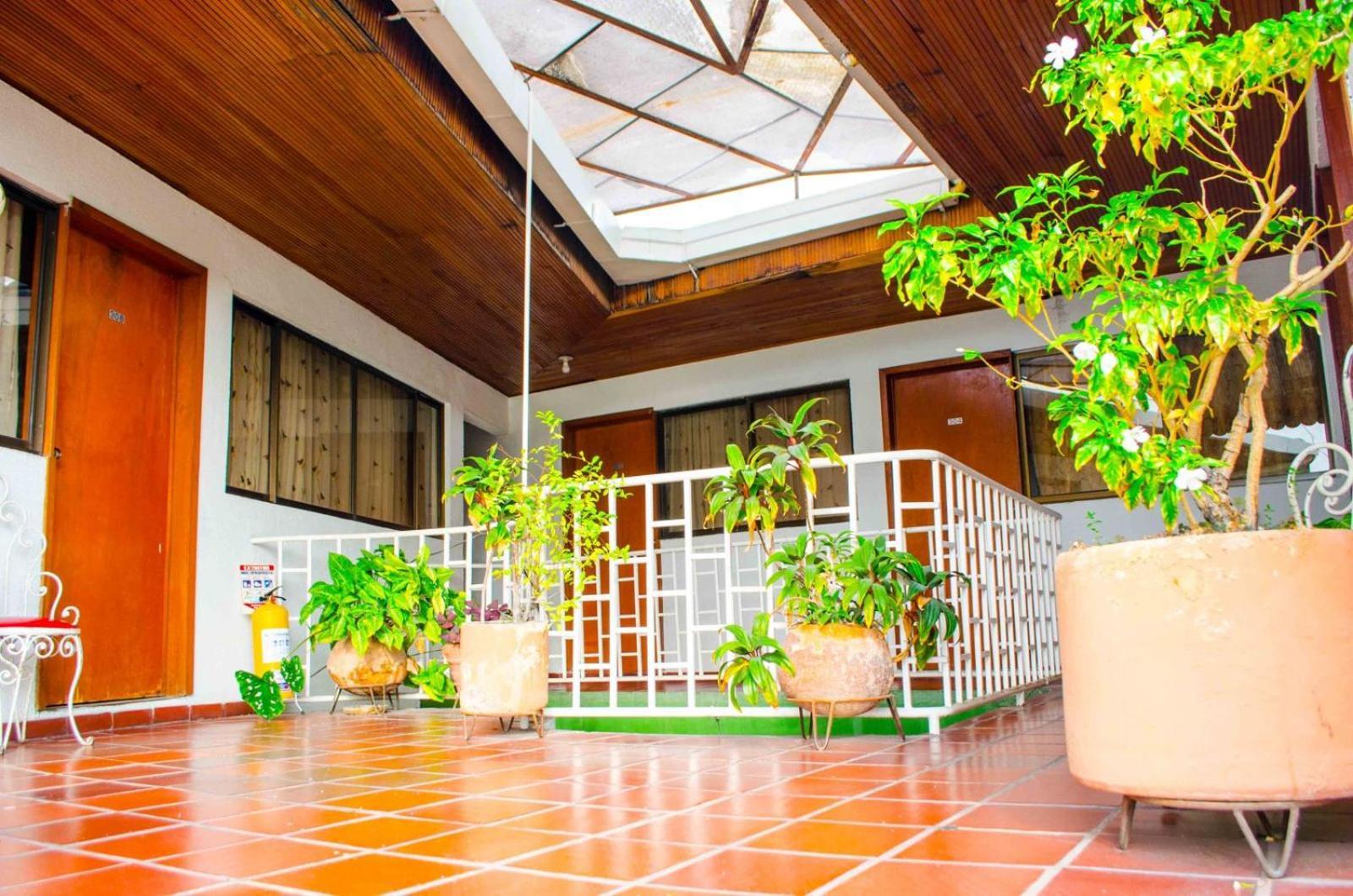 Hotel Elimar Girardot Buitenkant foto